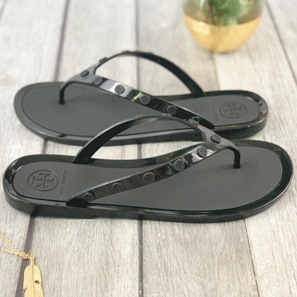 🎉🎉HP🎉🎉 Tory Burch Studded Logo Jelly Sandal - Picture 3 of 8